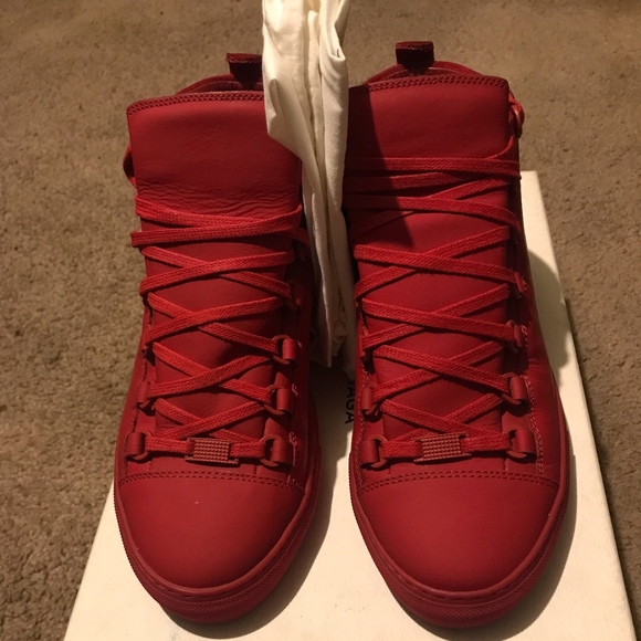 Balenciaga Arena - Picture 1 of 7